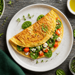 Omelette healthy avec feta, épinards et poivrons